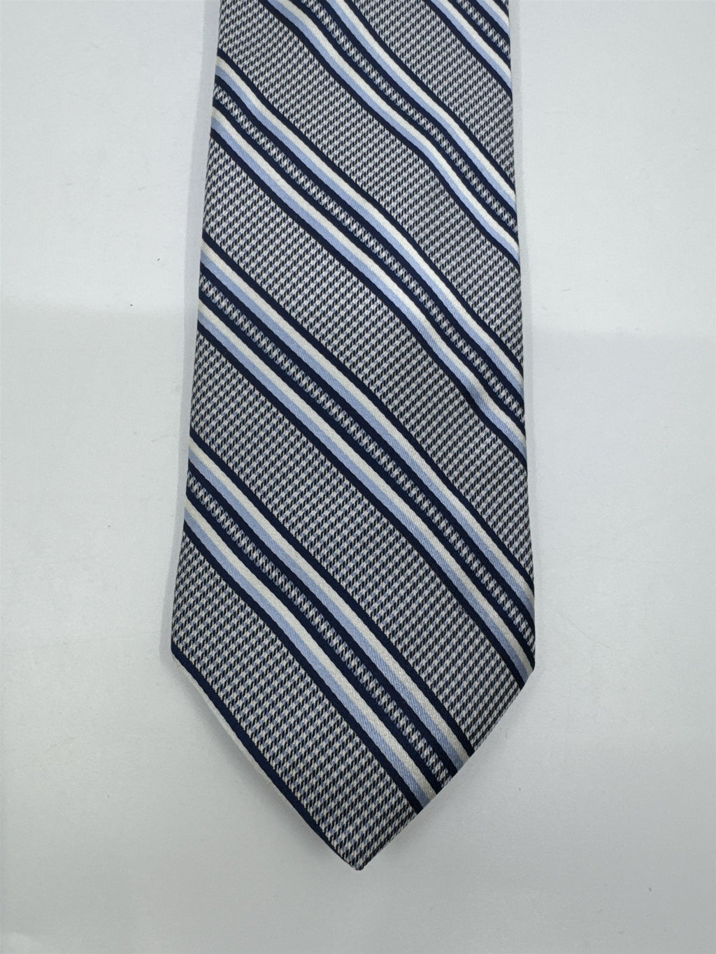White And Blue Striped Michael Kors Silk Men's Neck Tie