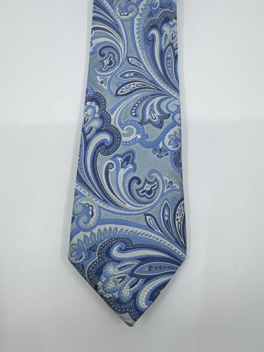 Light Blue And White Paisley Print Countess Mara Silk Men's Neck Tie