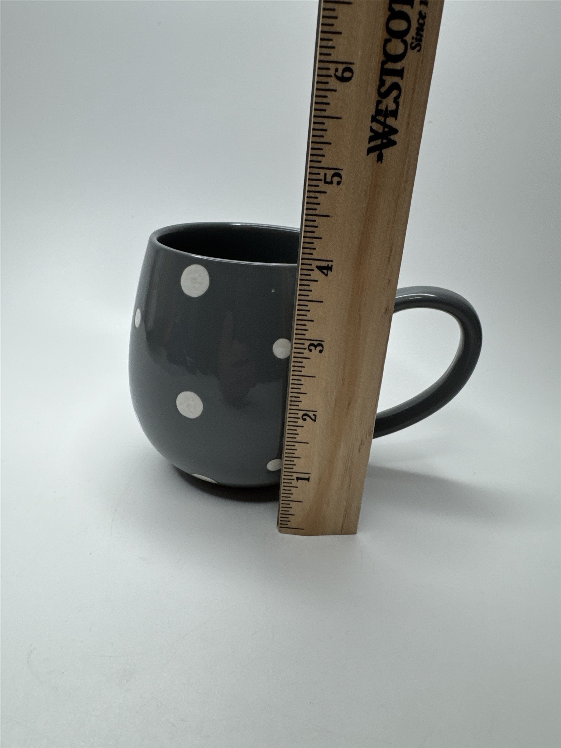 Tara Temptations 14oz Gray and White Polka Dot Oven/Dishwasher/Microwave-Sfe Mug