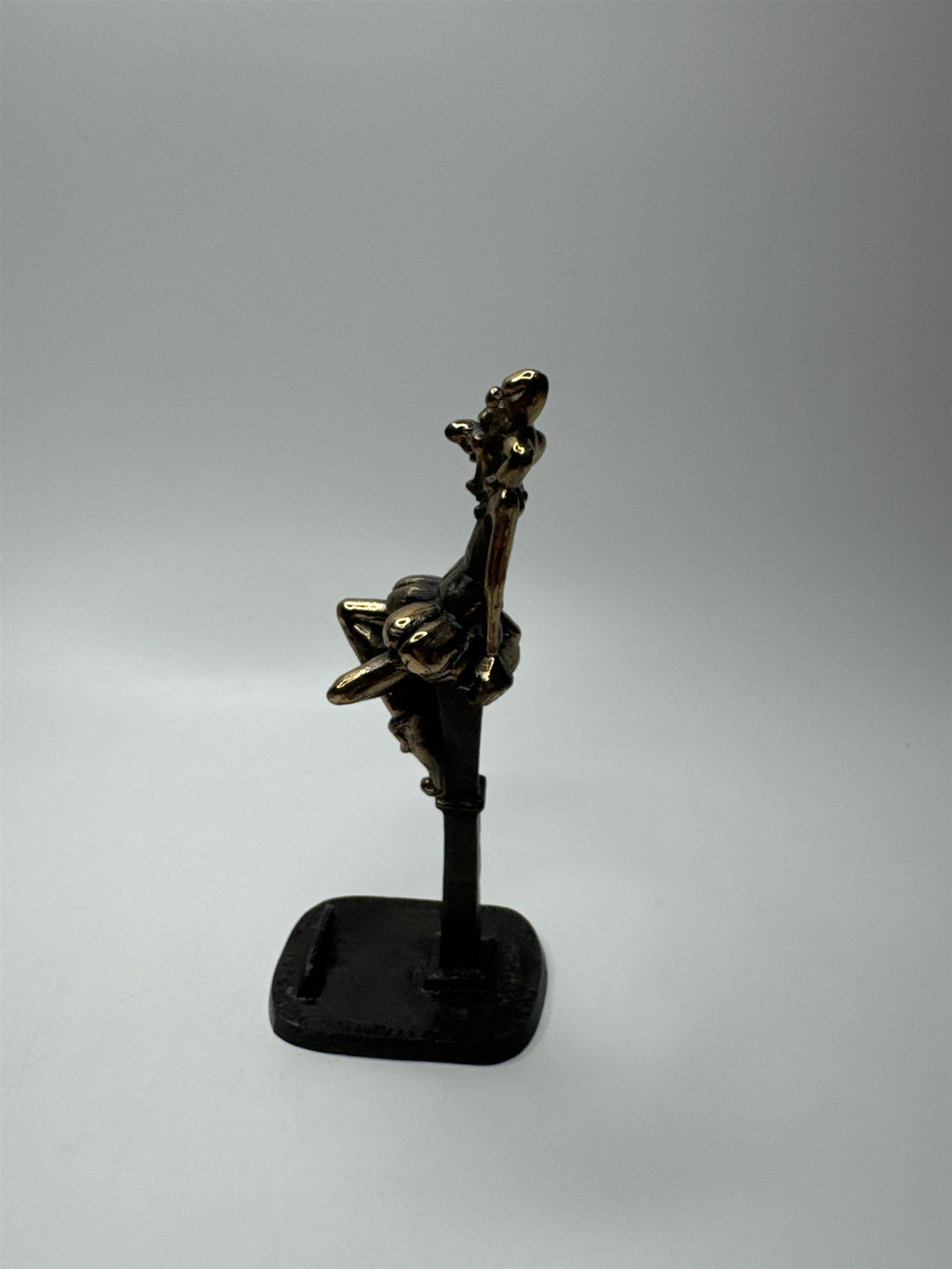 1995 Las Vegas Royal Order of Jester Bronze Figural Card Holder by Weatherbee