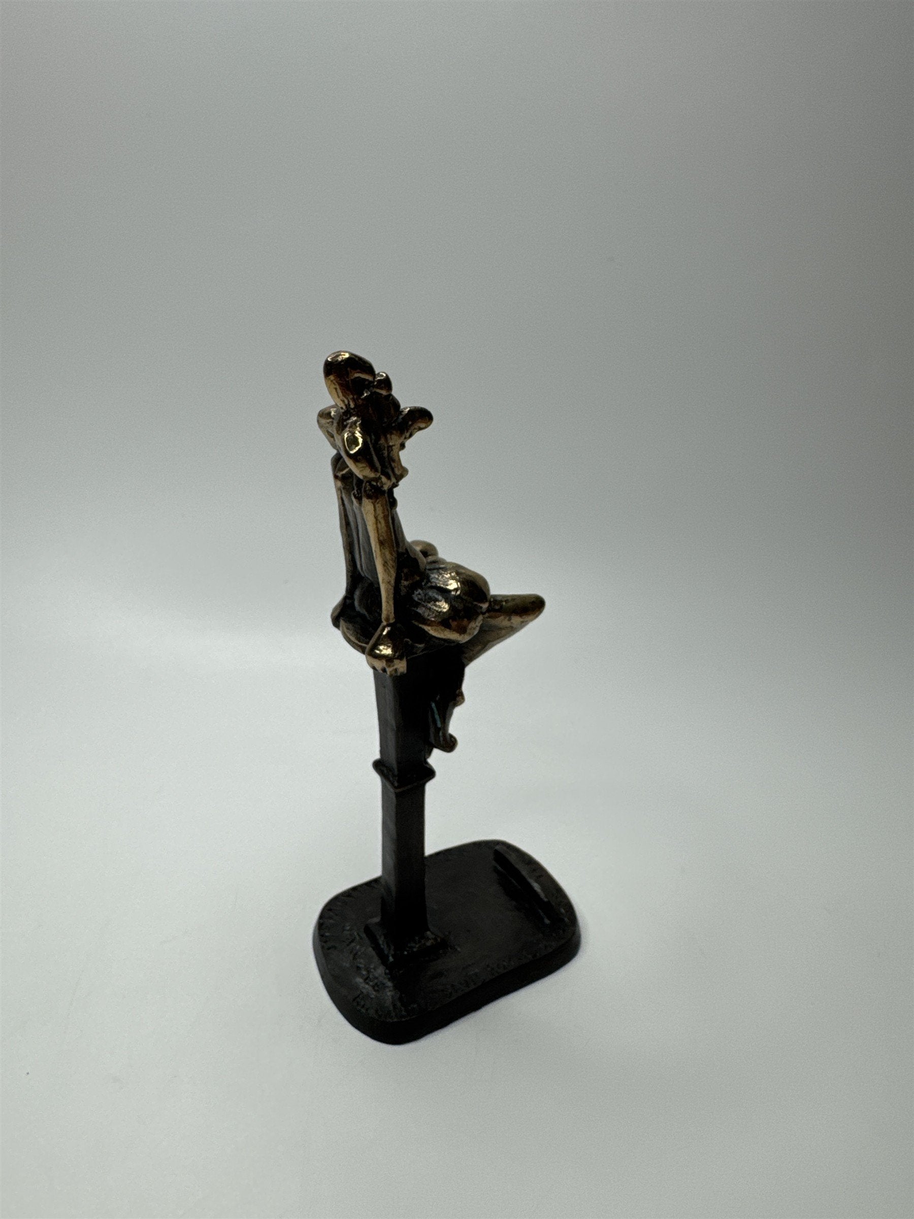 1995 Las Vegas Royal Order of Jester Bronze Figural Card Holder by Weatherbee