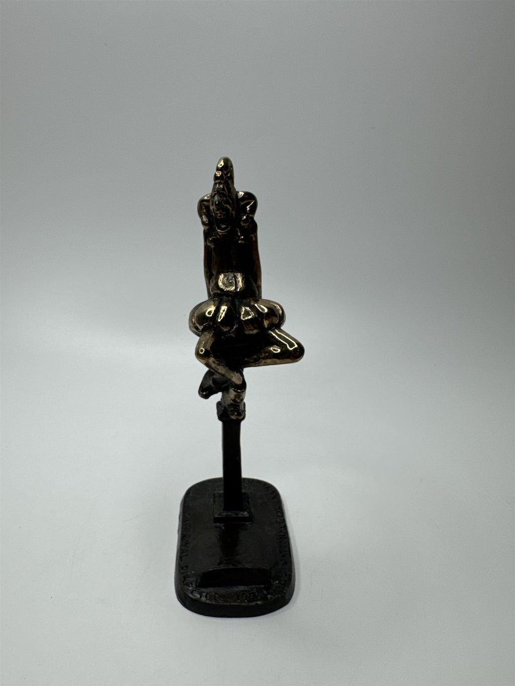 1995 Las Vegas Royal Order of Jester Bronze Figural Card Holder by Weatherbee