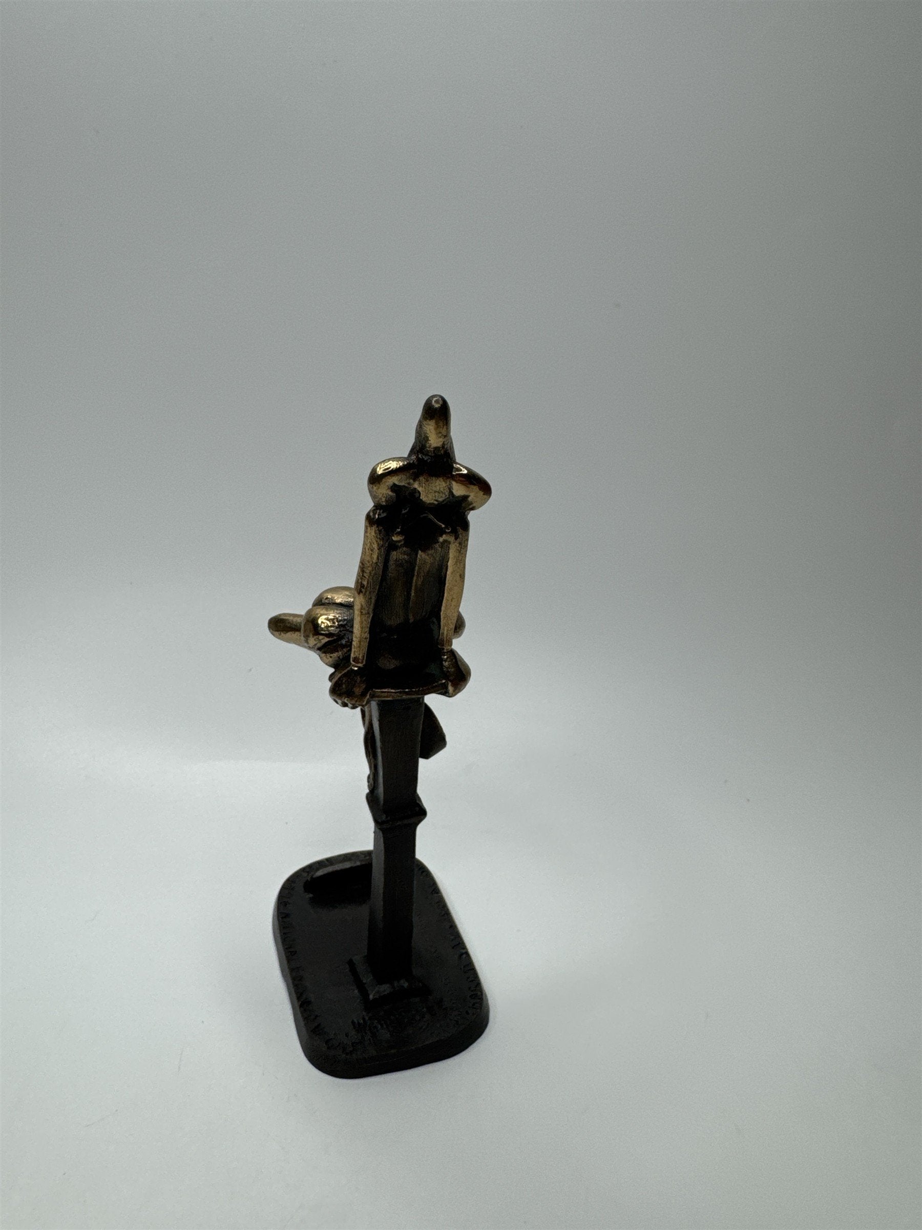 1995 Las Vegas Royal Order of Jester Bronze Figural Card Holder by Weatherbee