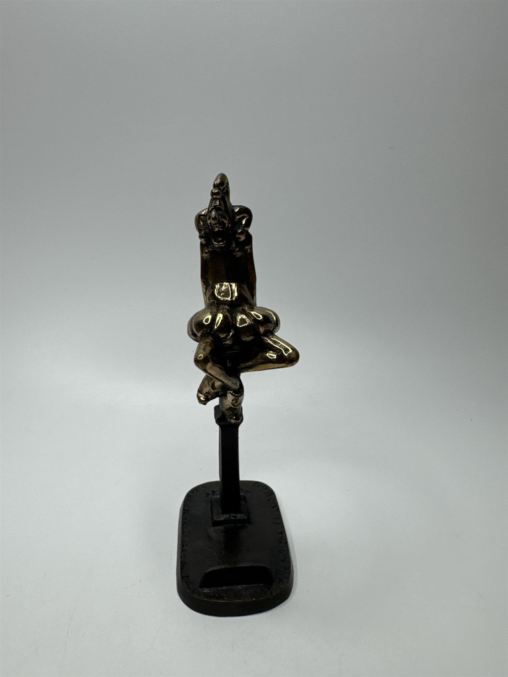 1995 Las Vegas Royal Order of Jester Bronze Figural Card Holder by Weatherbee