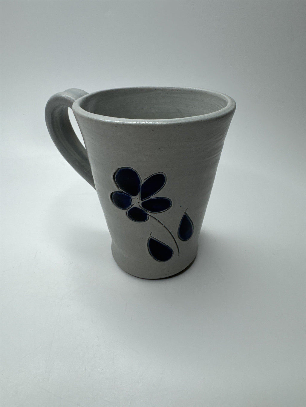 Williamsburg Va Pottery Handmade Coffee Tea Mug With Blue Flower Salt Glaze Cup