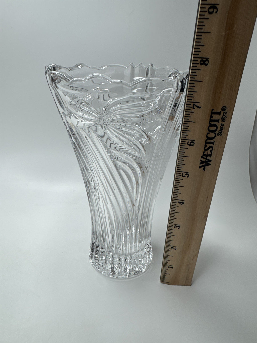Vintage Anna Hutte Bleikristall Manhattan Lead Crystal 8" Table Vase