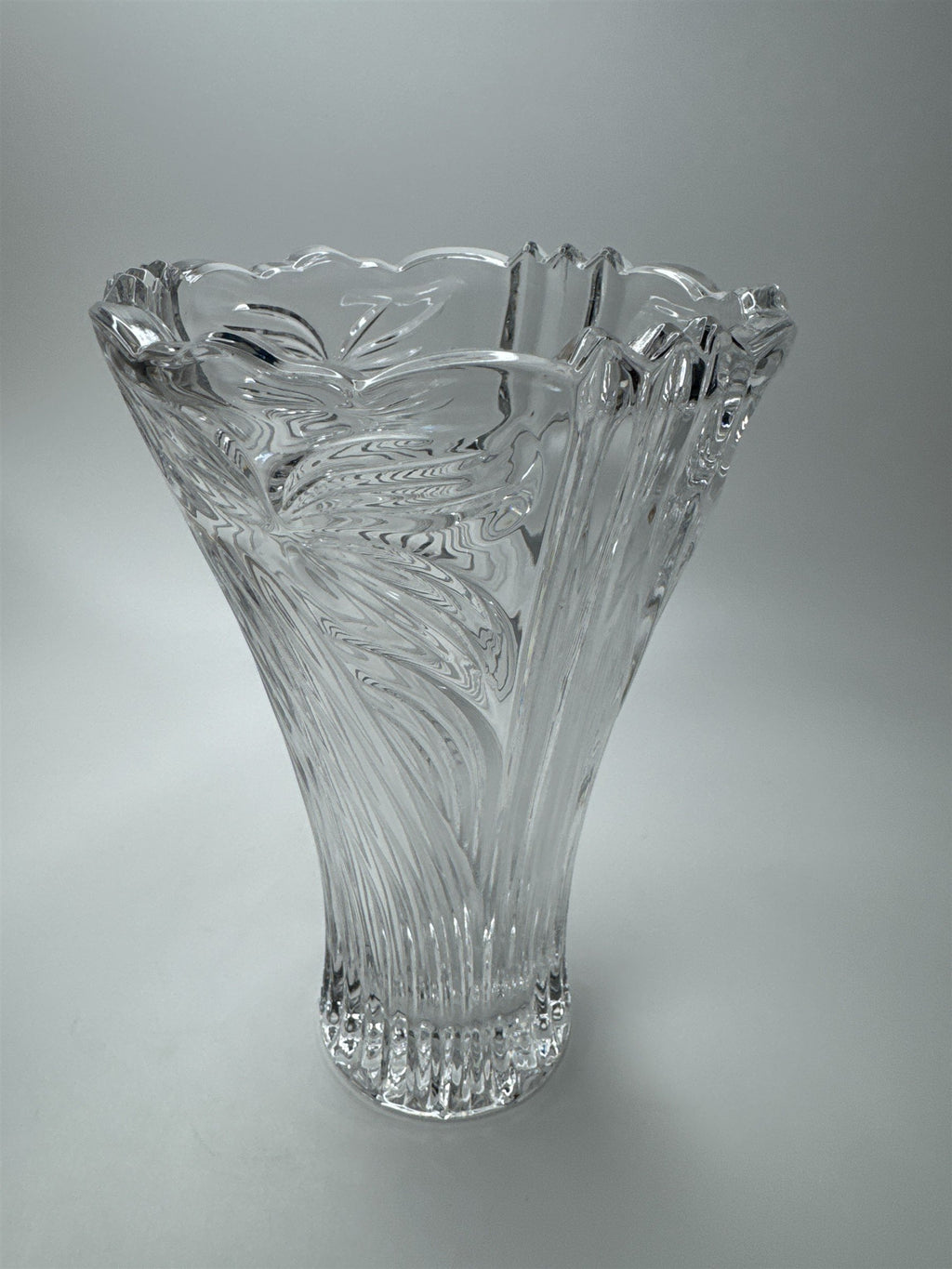 Vintage Anna Hutte Bleikristall Manhattan Lead Crystal 8" Table Vase