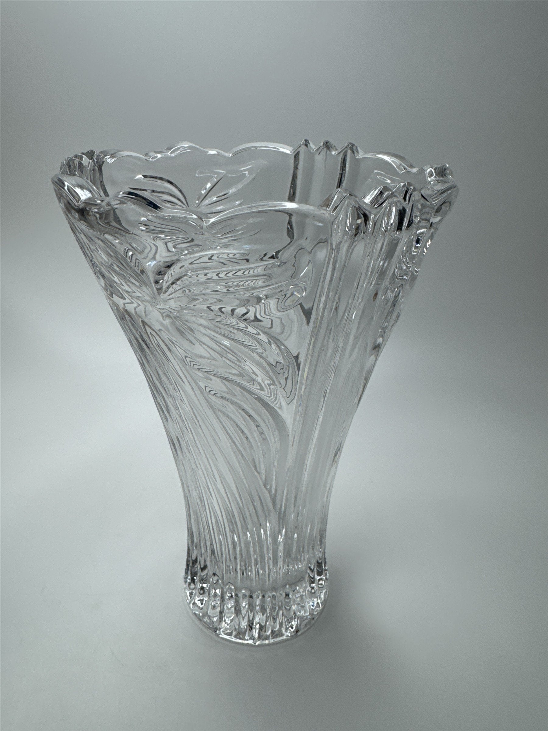 Vintage Anna Hutte Bleikristall Manhattan Lead Crystal 8" Table Vase