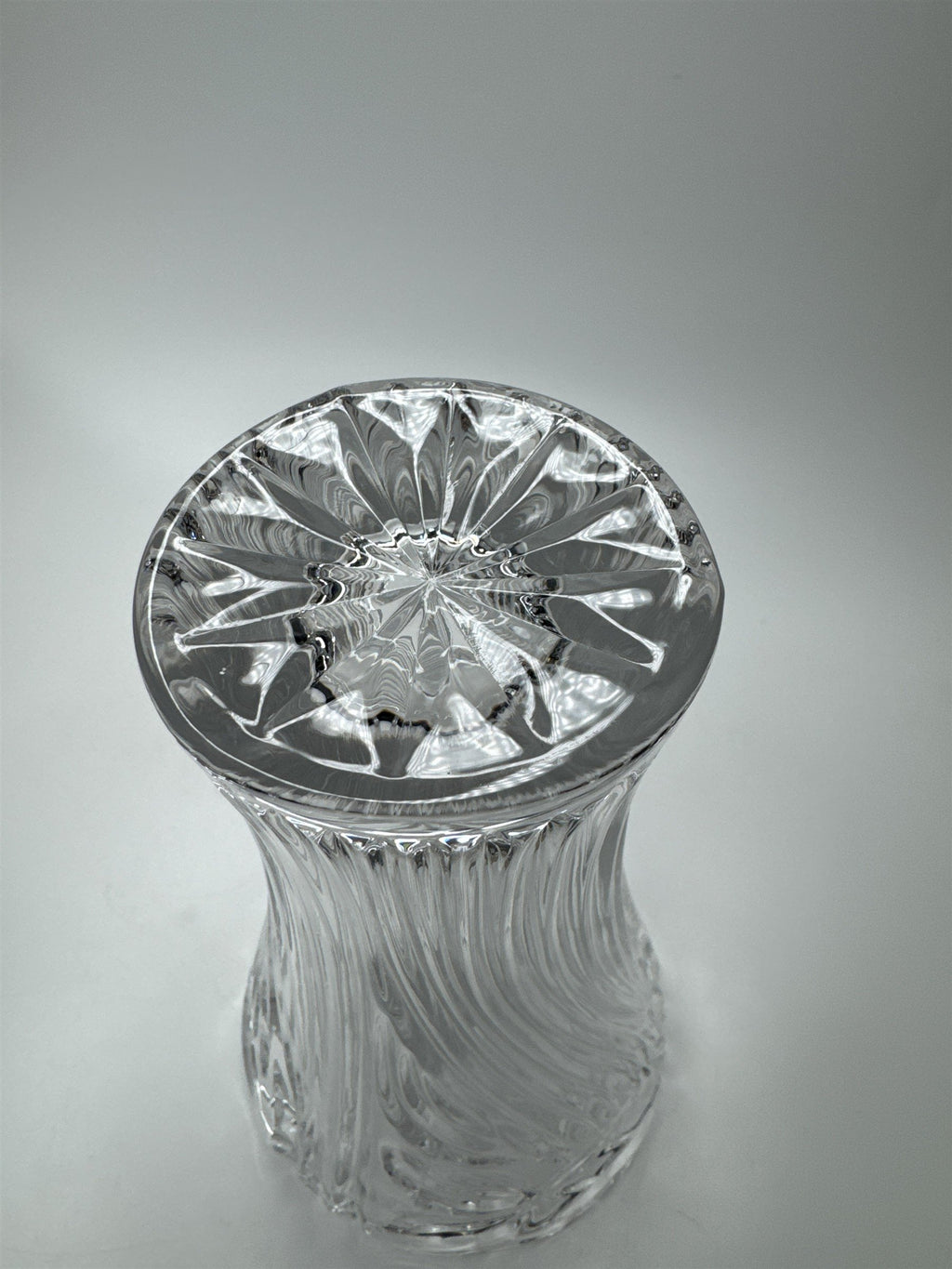 Vintage Anna Hutte Bleikristall Manhattan Lead Crystal 8" Table Vase