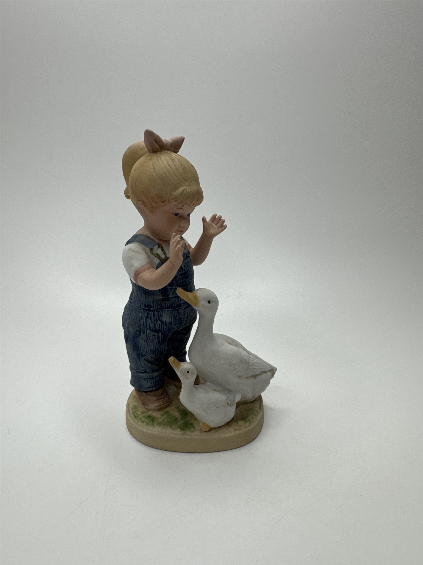 Homco Denim Days 1982 #1504 Debbie Let Us Give Thanks Ducks Figurine