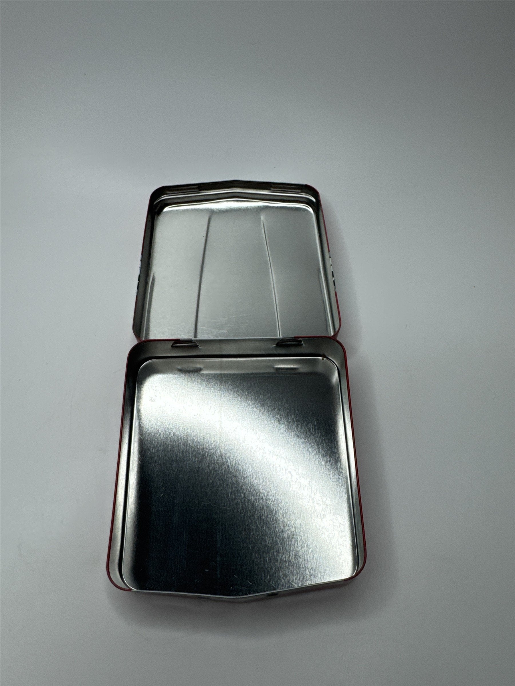 Vtg Winston Racing Nation Racecar Hood Flip Top Empty Cigarette Container Tin