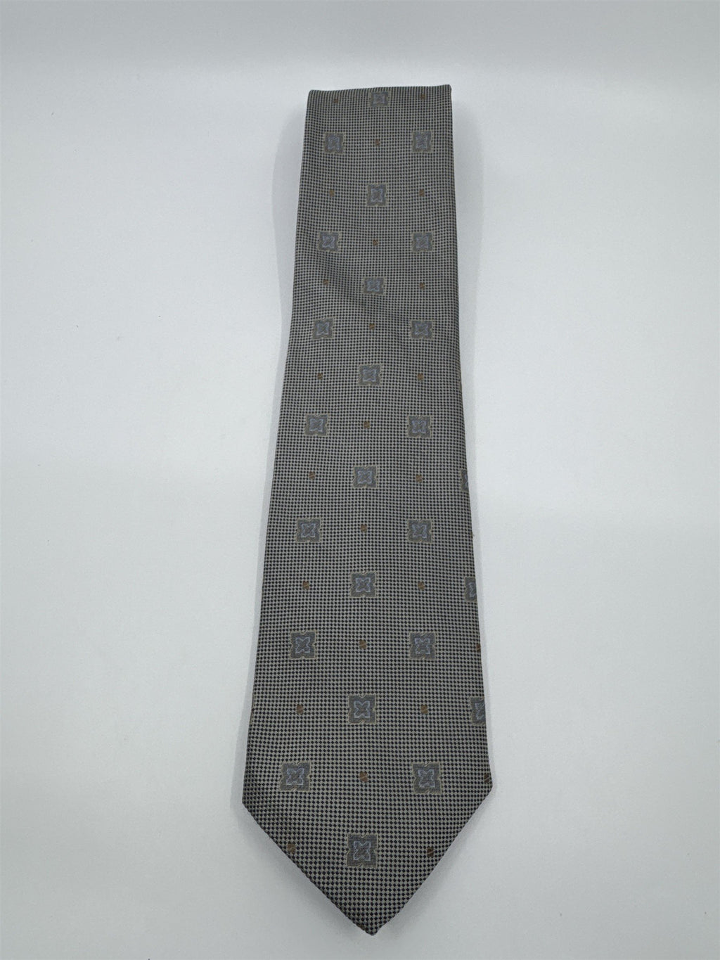 Gray/Beige Joseph Abboud 100 Percent Silk Men's Neck Tie Made In Italy
