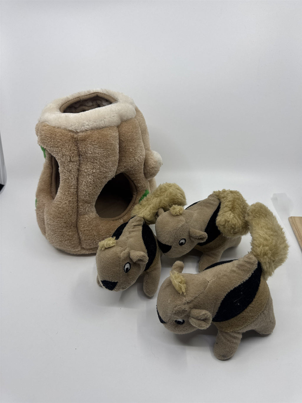 Squirrel And Tree Trunk Squeaker Large Dog Toy With Three Squirrels