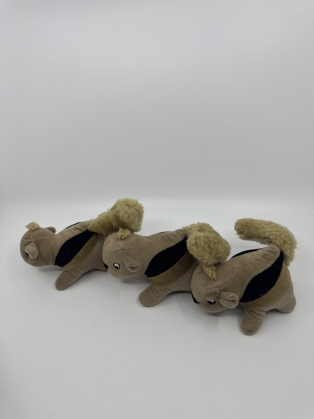 Squirrel And Tree Trunk Squeaker Large Dog Toy With Three Squirrels