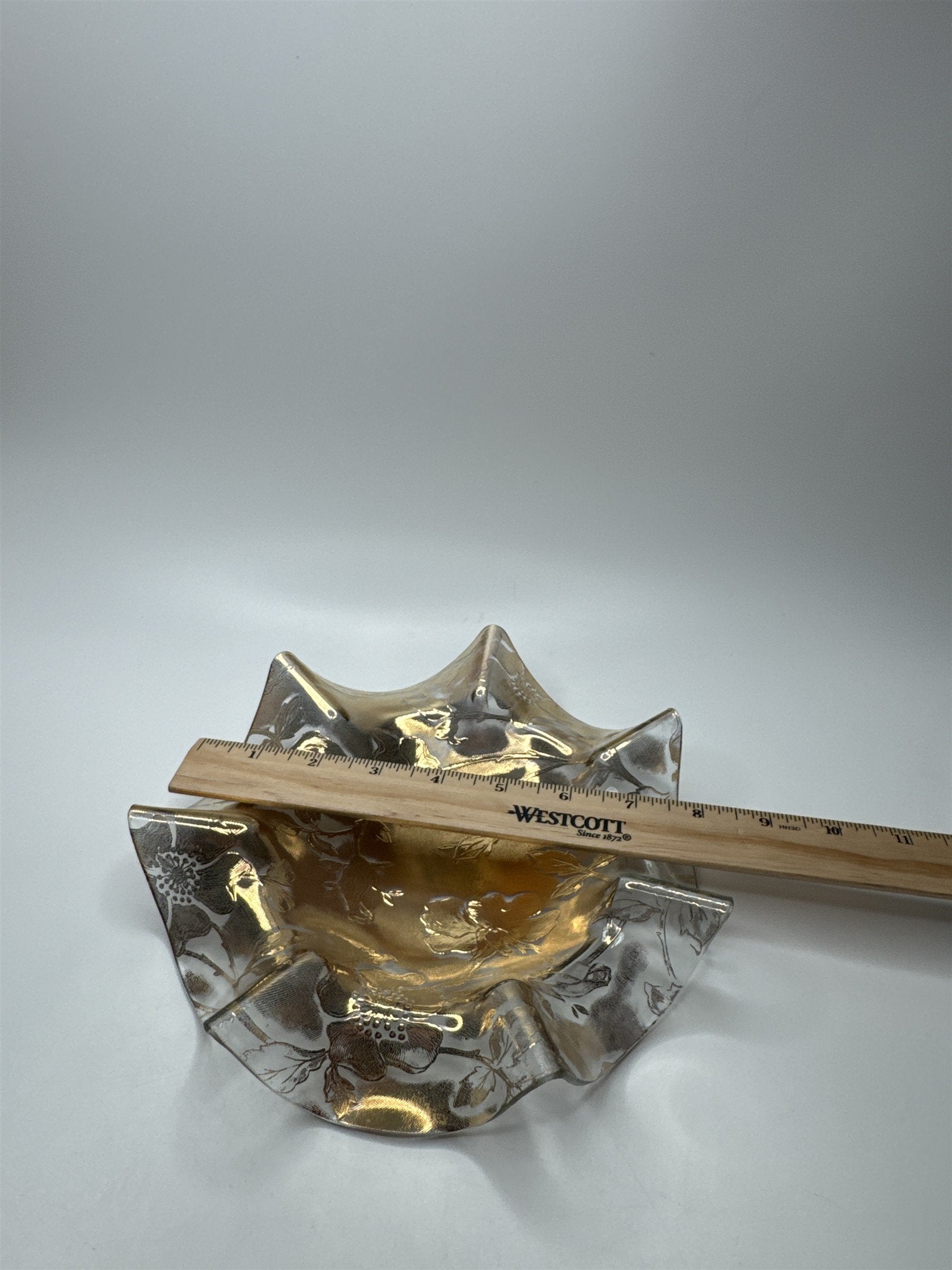 Vintage Amber Jeannette Glass Serving Bowl /w Ruffled Iris Pattern