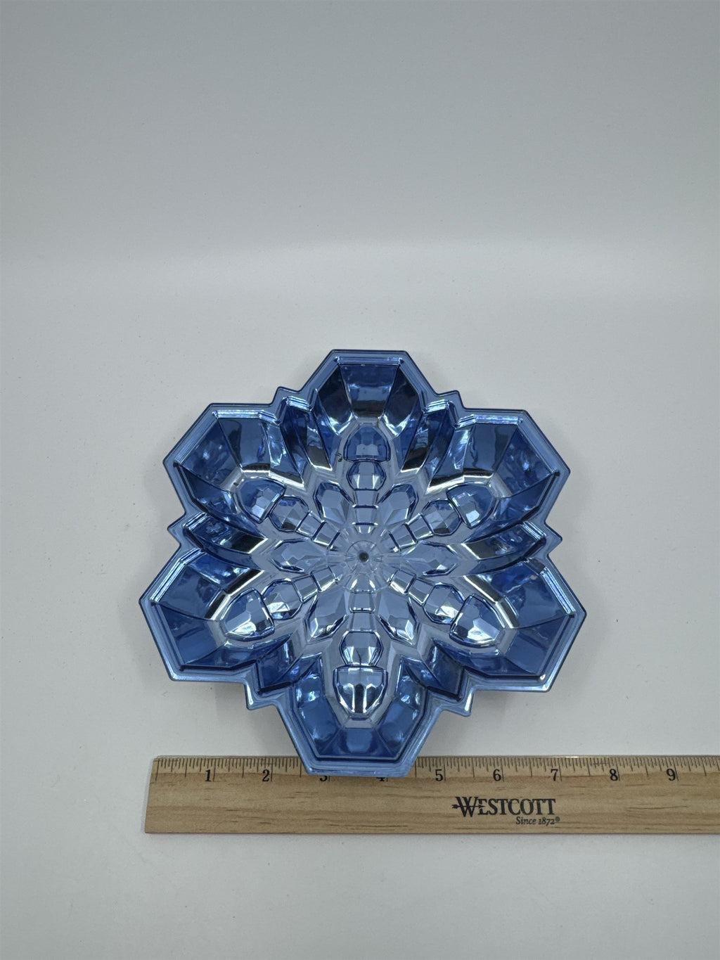 Set of Two Plastic Snowflake Trays Blue/Silver Decorative Christmas Trays