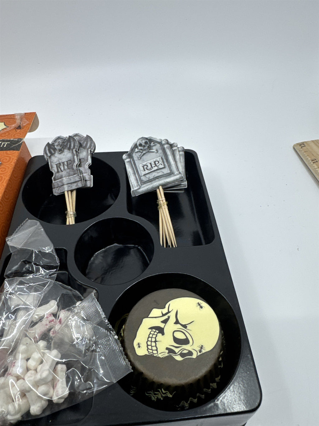 Festival Raise the Dead Cupcake Decor Kit for Halloween Missing Some Pieces