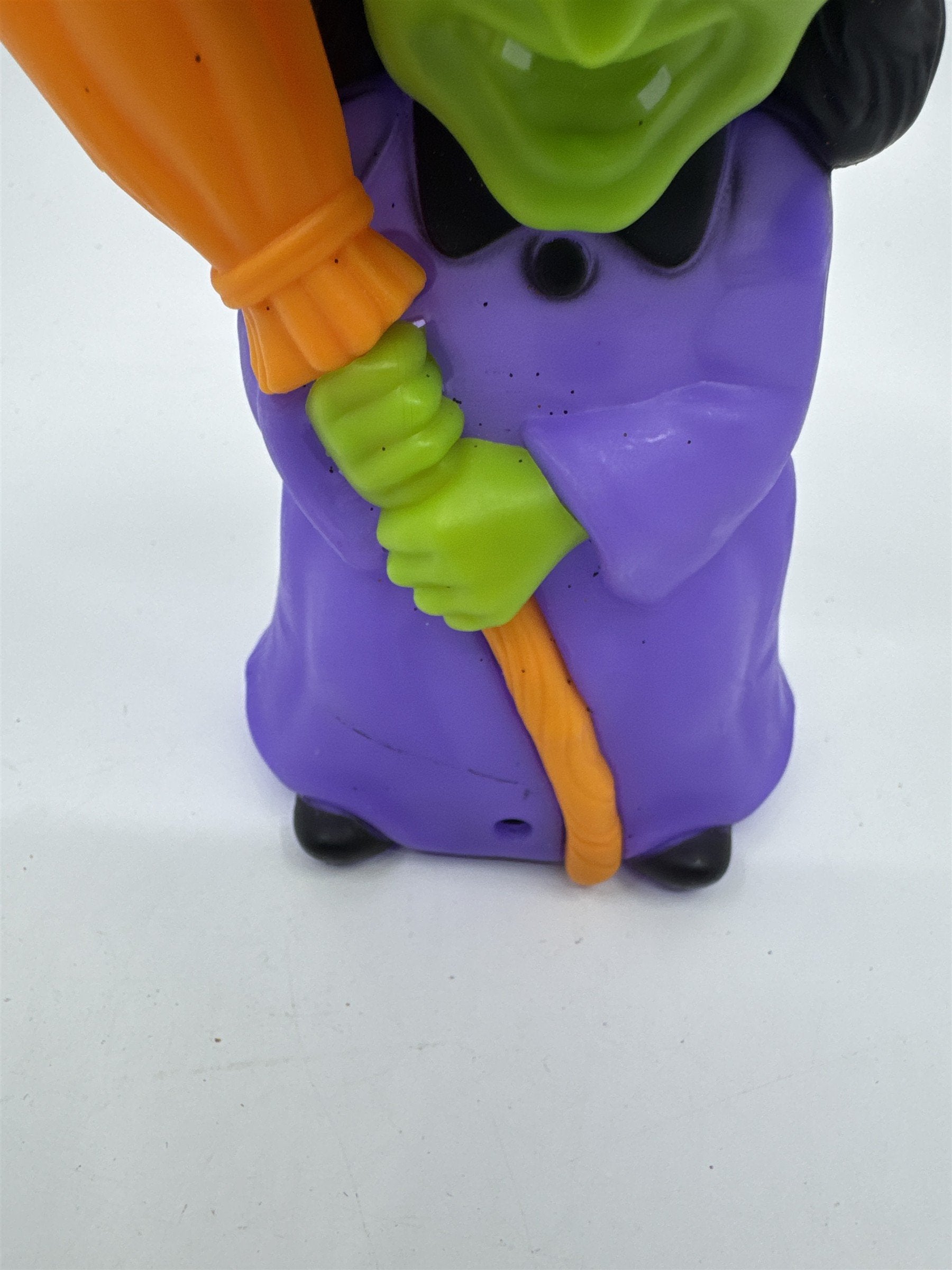 Plastic Light Up Cackling Decorative Halloween Witch