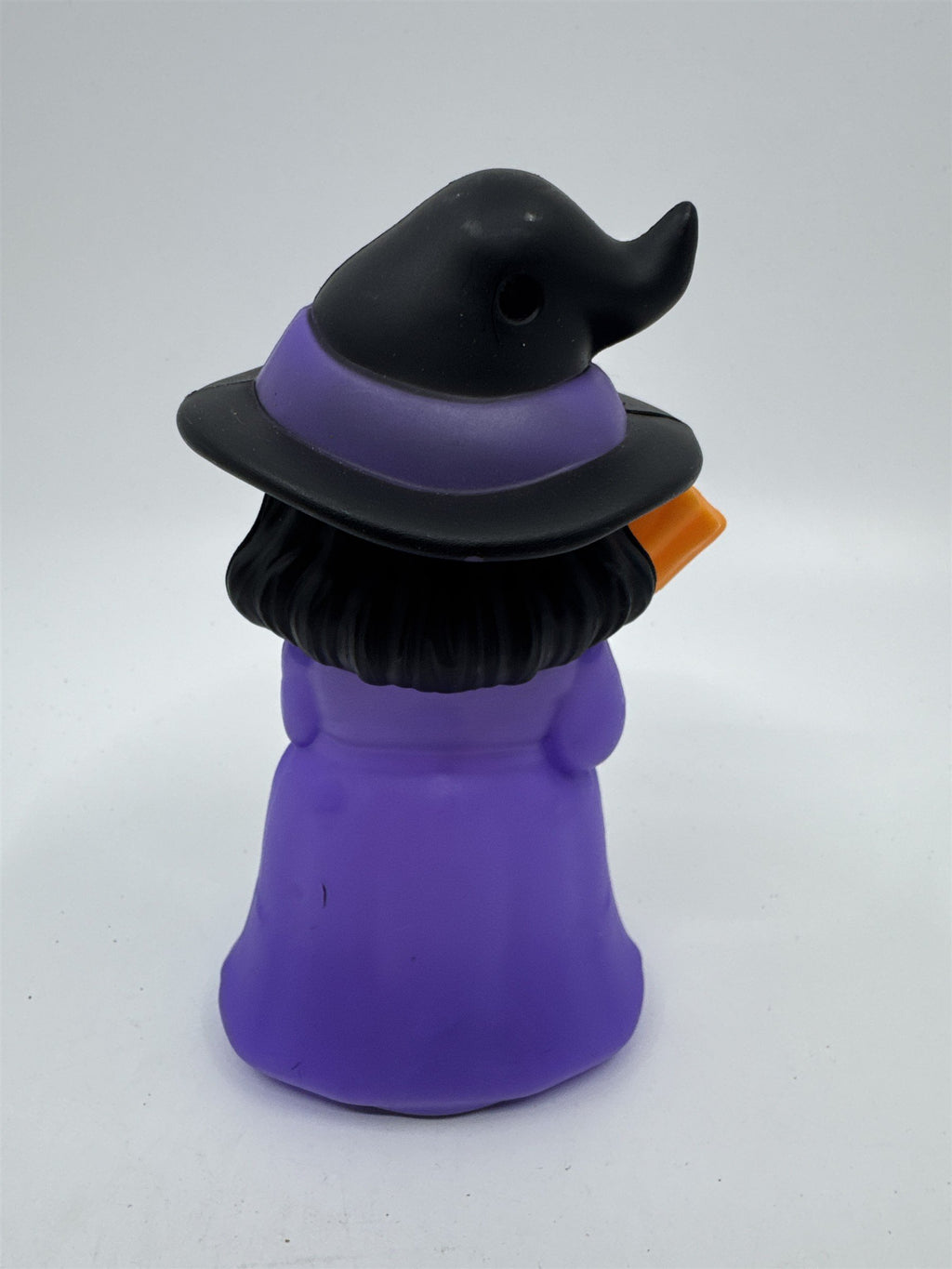 Plastic Light Up Cackling Decorative Halloween Witch