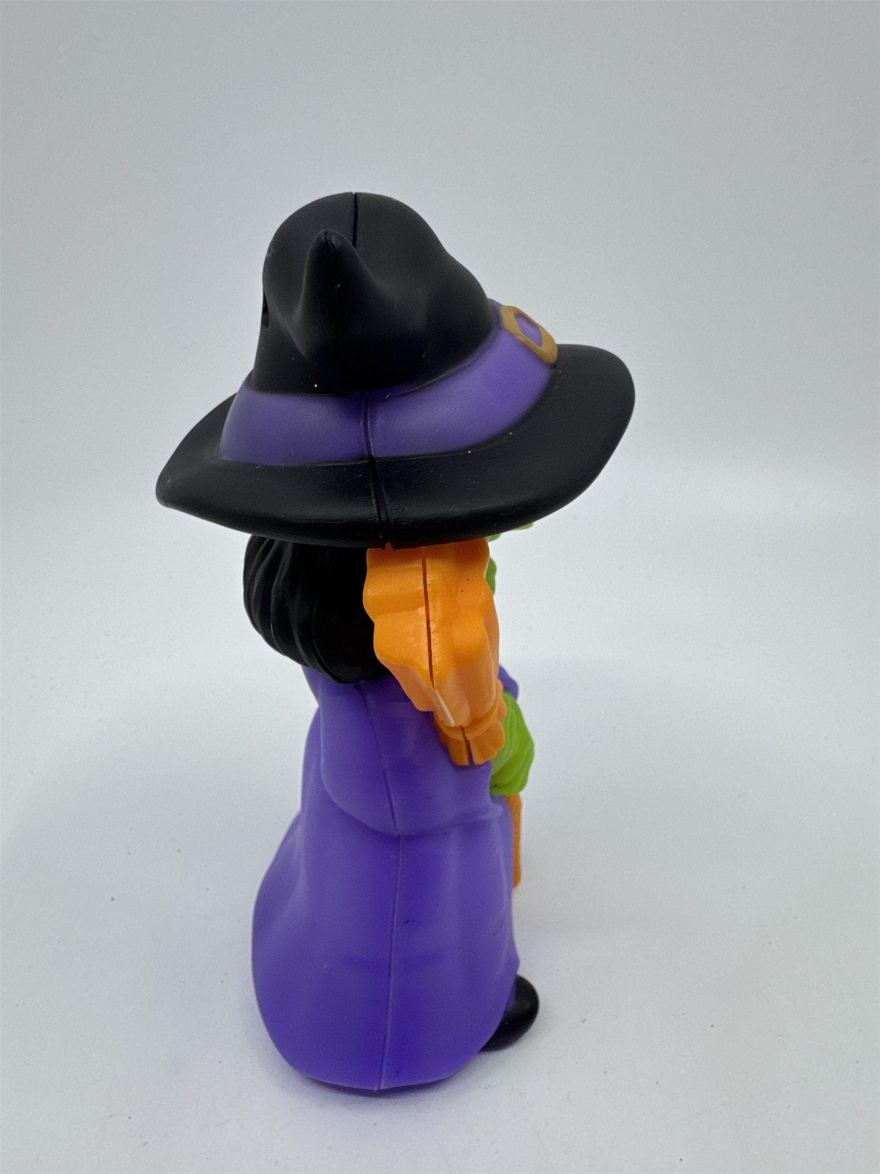 Plastic Light Up Cackling Decorative Halloween Witch