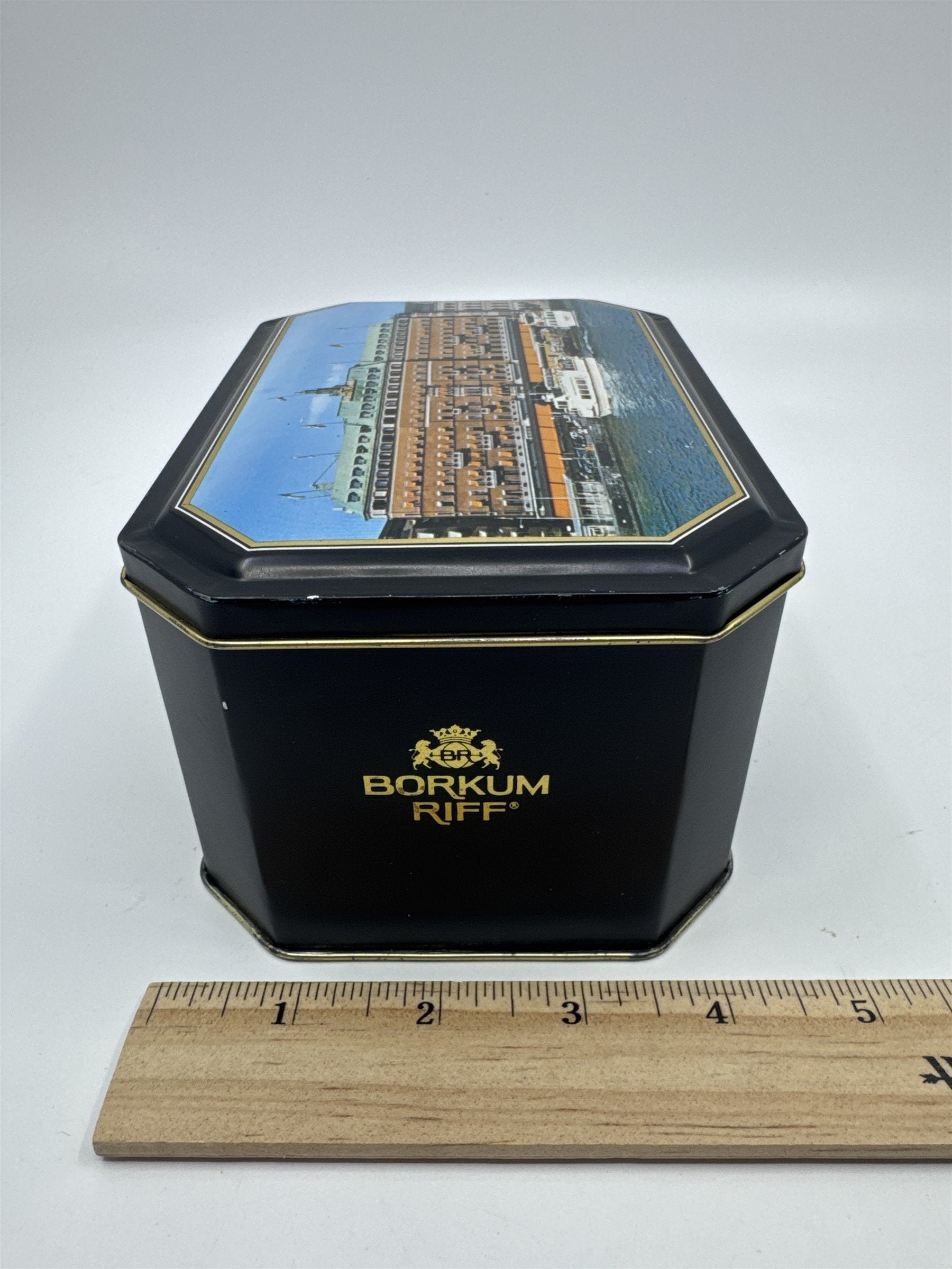 Vtg Borkum Riff Bourbon Whiskey Pipe Tobacco Grand Hotel Sweden Empty Tin