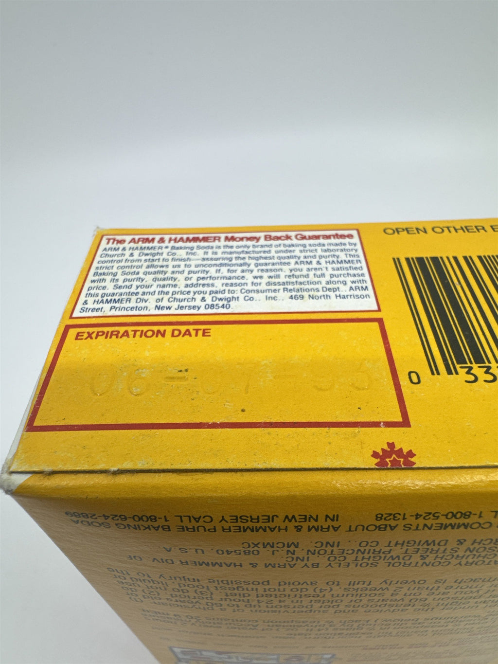 Vintage Nostalgic Arm And Hammer Pure Baking Soda 16 Oz. Full Box Ex 06/07/93