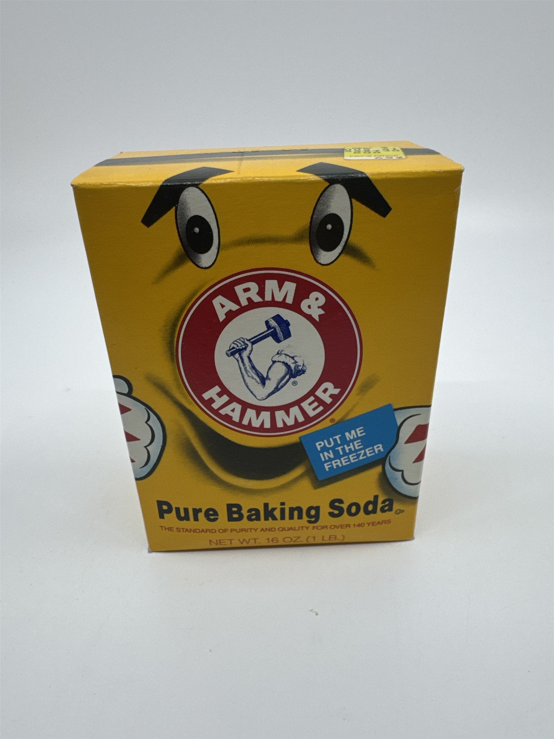 Vintage Nostalgic Arm And Hammer Pure Baking Soda 16 Oz. Full Box Ex 06/07/93