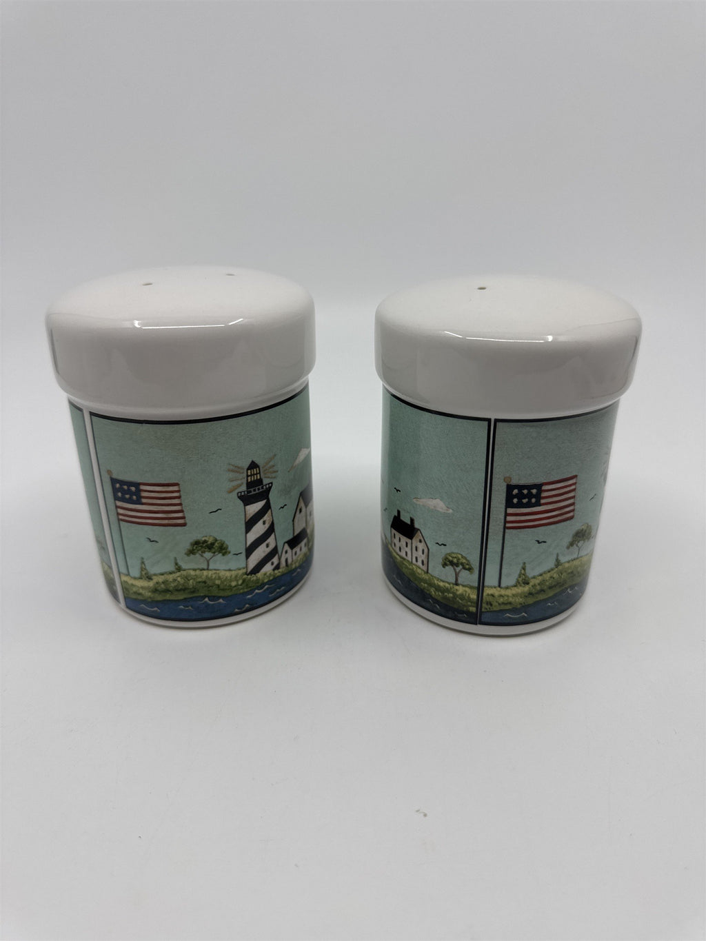 Vintage Warren Kimble 1998 Coastal Breeze Patriotic Salt And Pepper Shakers