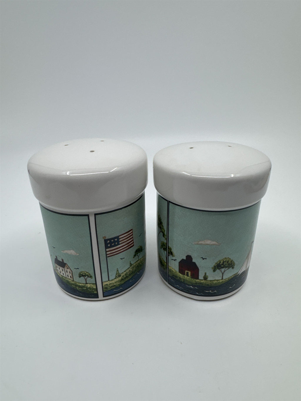 Vintage Warren Kimble 1998 Coastal Breeze Patriotic Salt And Pepper Shakers