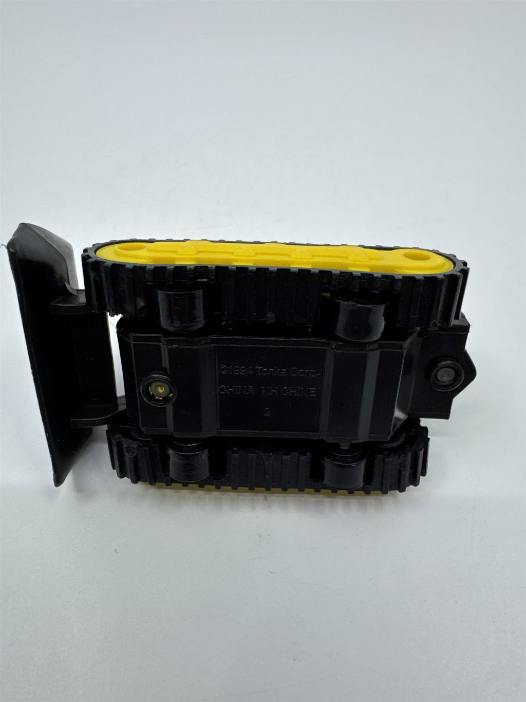 1994 Tonka Bulldozer Diecast Toy Car Small Yellow Construction Toy