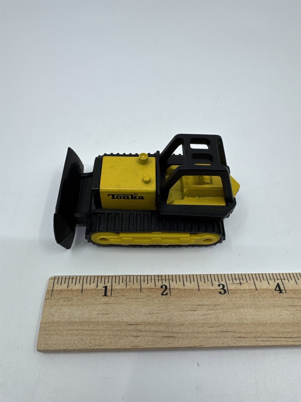 1994 Tonka Bulldozer Diecast Toy Car Small Yellow Construction Toy