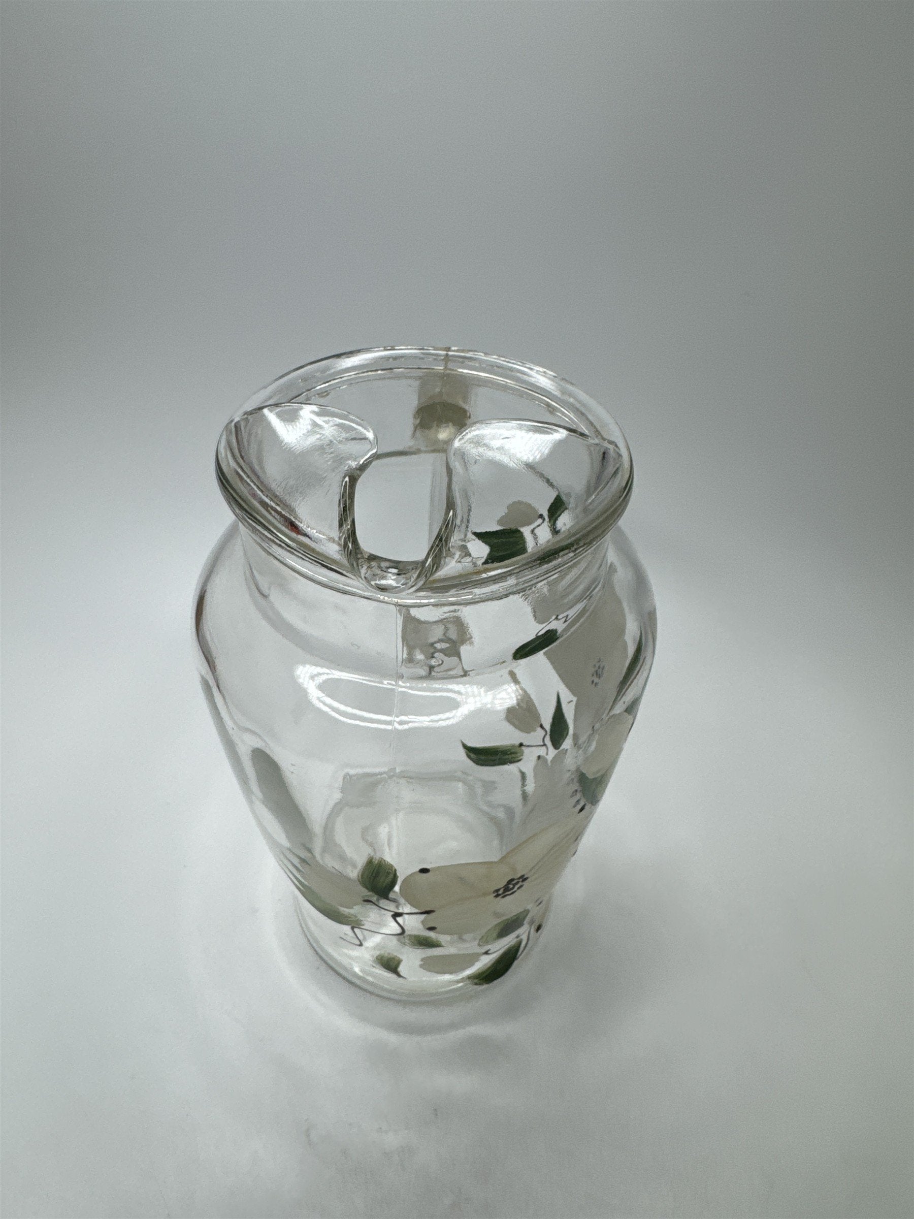 Vintage Anchor Hocking Glass Floral Pattern White Flowers Cottage Pitcher Handle