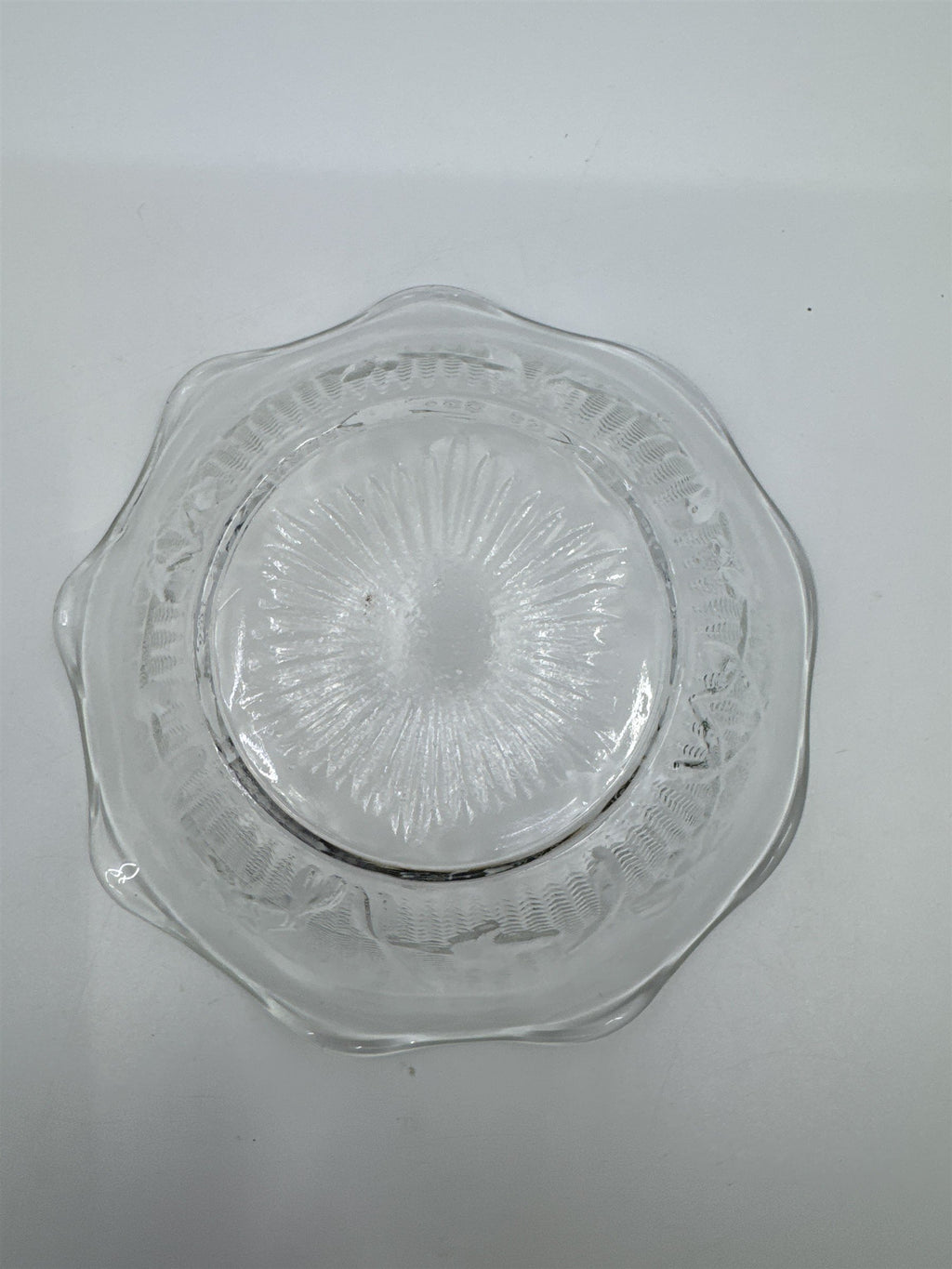 Vintage Jeannette Iris And Herringbone Clear Glass Ruffled Bowl Dessert Bowl
