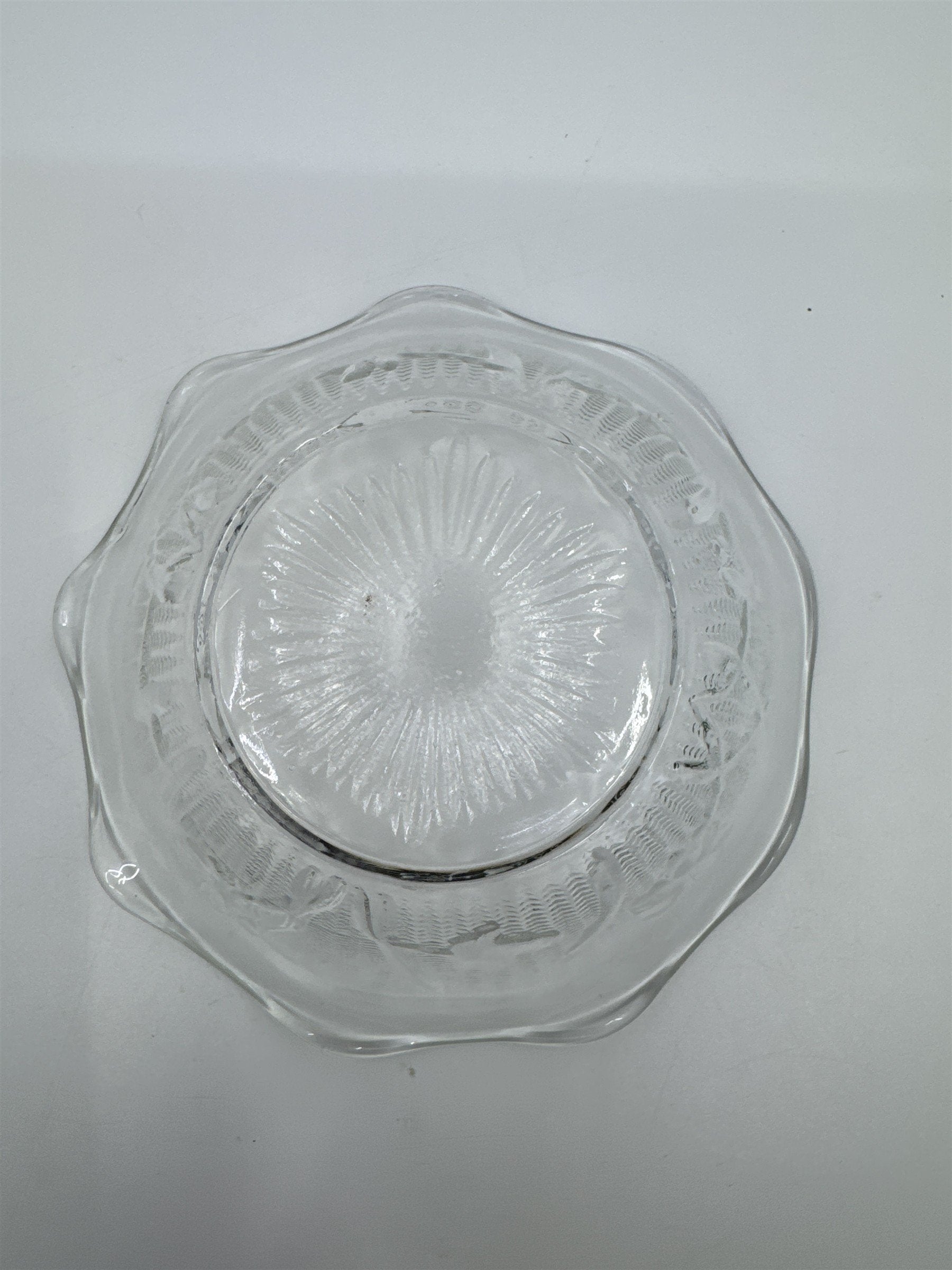 Vintage Jeannette Iris And Herringbone Clear Glass Ruffled Bowl Dessert Bowl