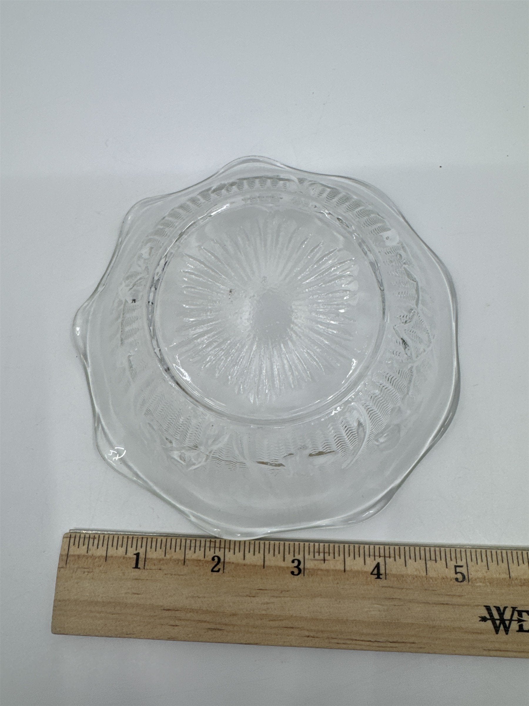 Vintage Jeannette Iris And Herringbone Clear Glass Ruffled Bowl Dessert Bowl