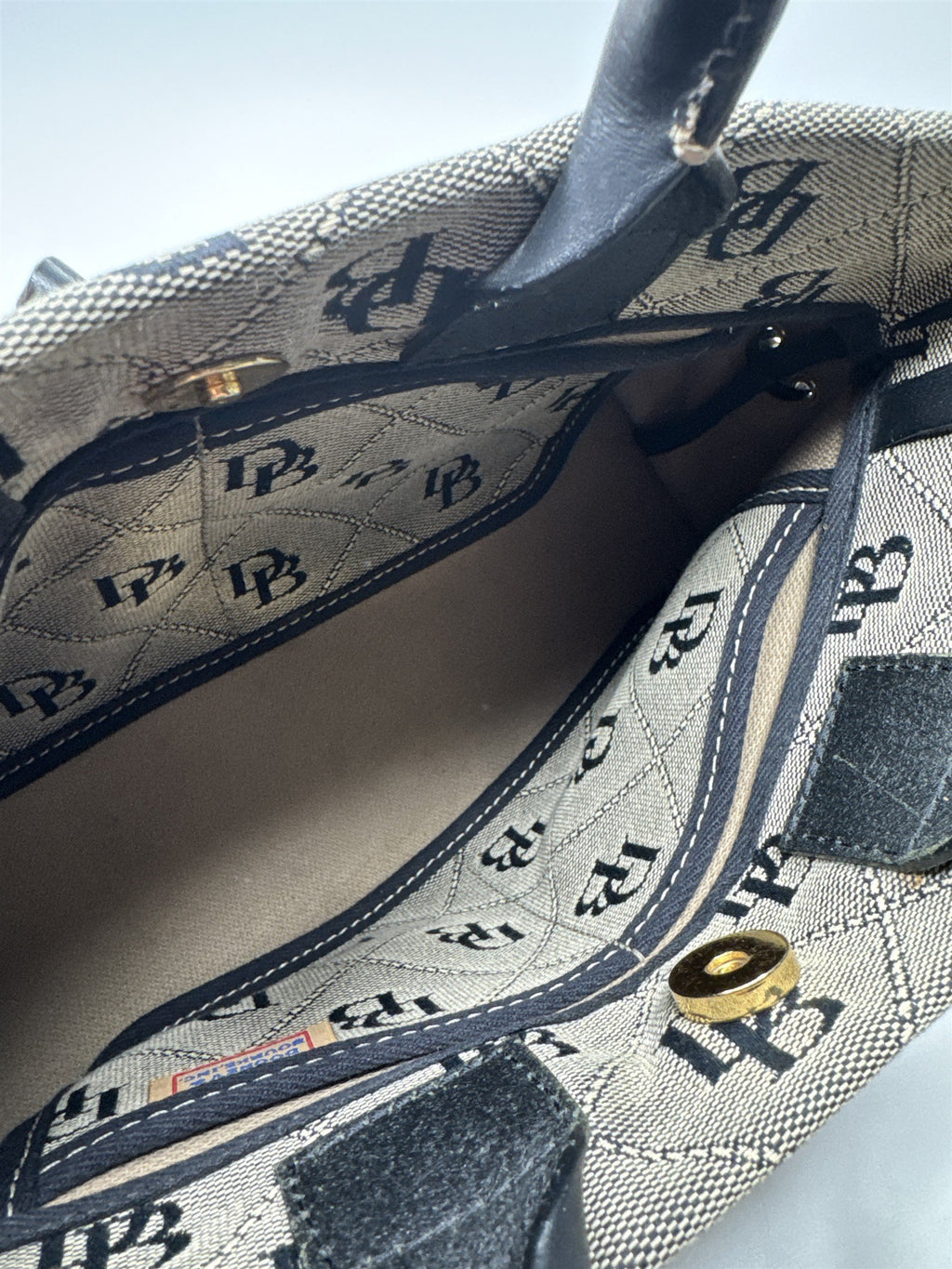 Vintage Dooney & Bourke Womens Signature Print Canvas Double Handles Tote Bag