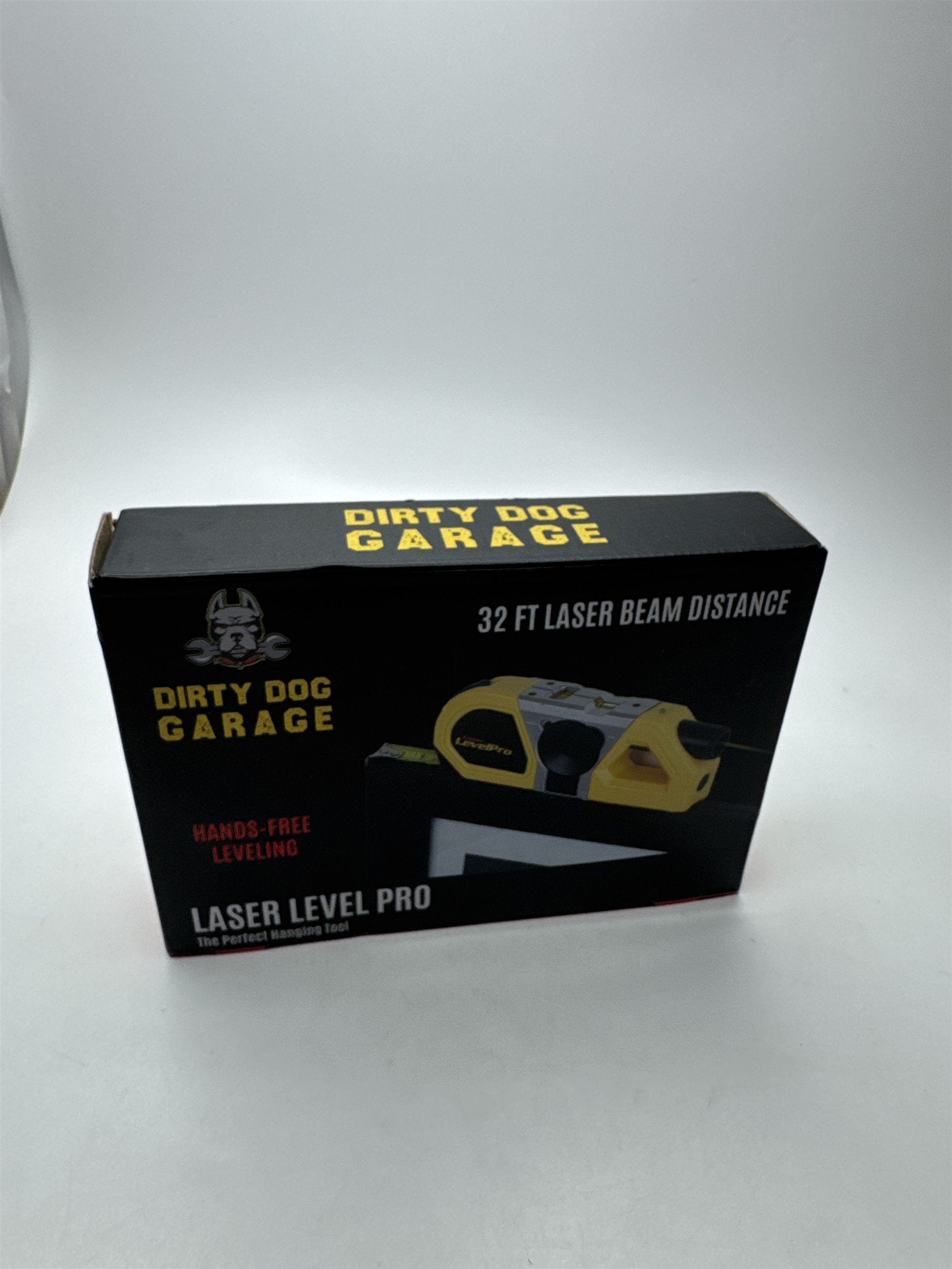 NIB Dirty Dog Garage Laser Level Pro 32ft Laser Beam 2 Way Bubble Levels Tape
