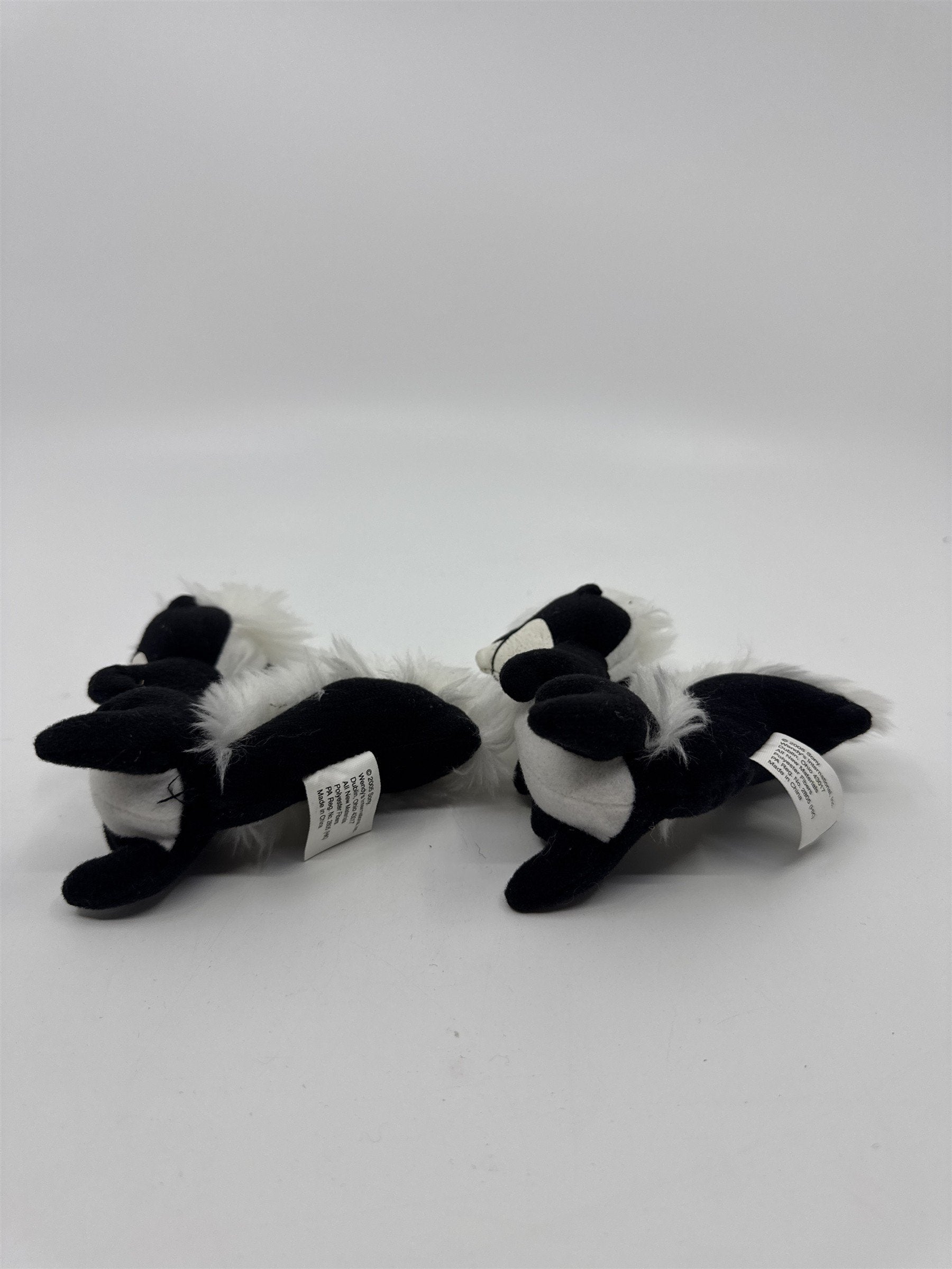 Set Of Two 2005 Skunk Plush Wendy's Kid's Meal Toy Reeko Skunks