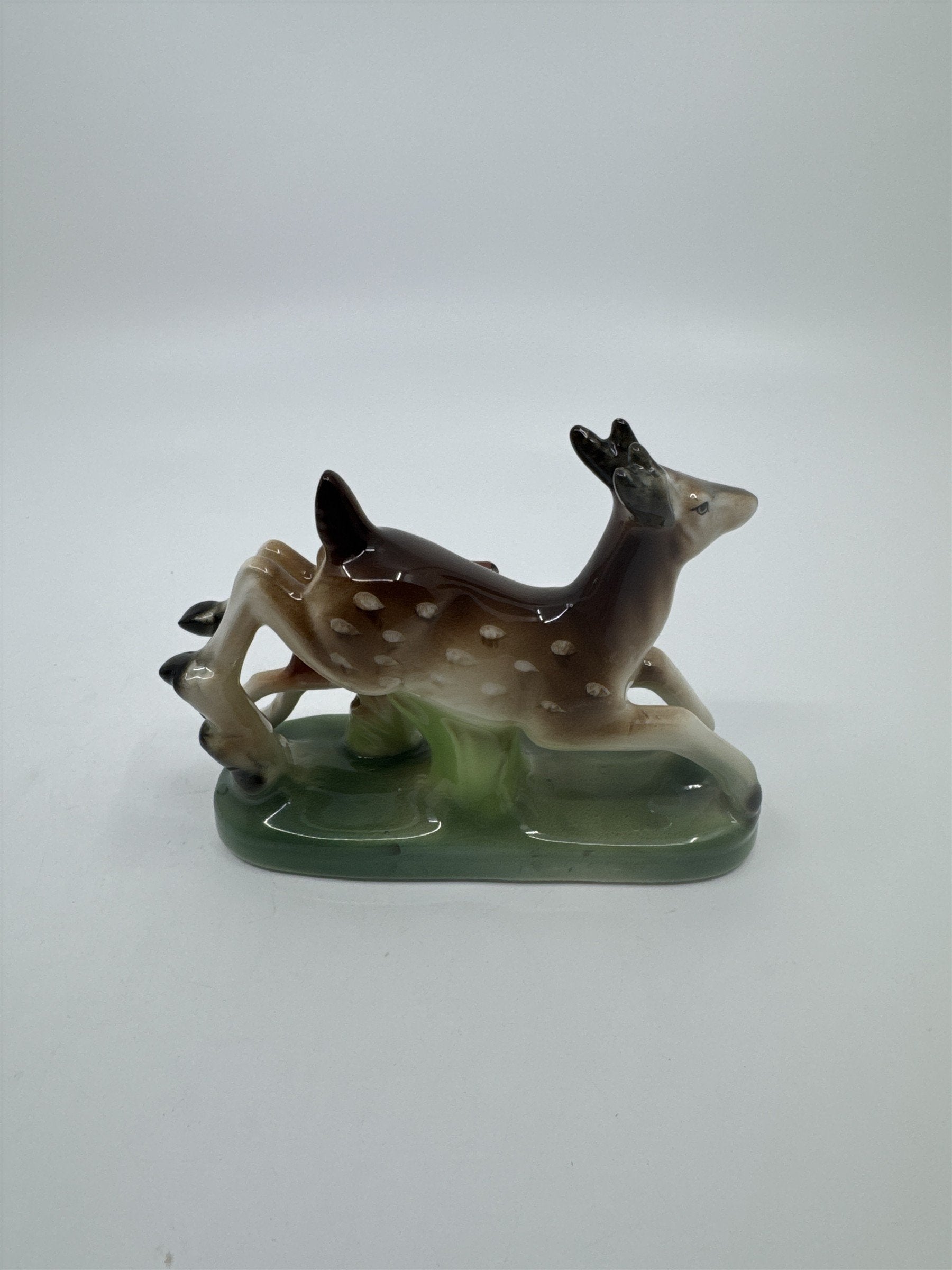 Vintage Doe And Deer Fawn Porcelain Figurine Made In Japan Nature Decor