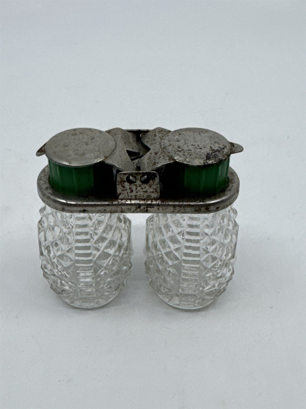 Vintage Bakelite Mini Green Travel Salt And Pepper Shakers Pressed Glass