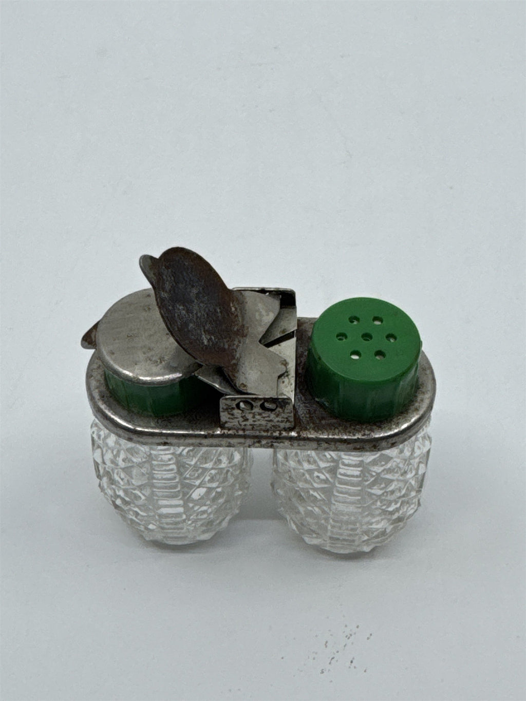 Vintage Bakelite Mini Green Travel Salt And Pepper Shakers Pressed Glass