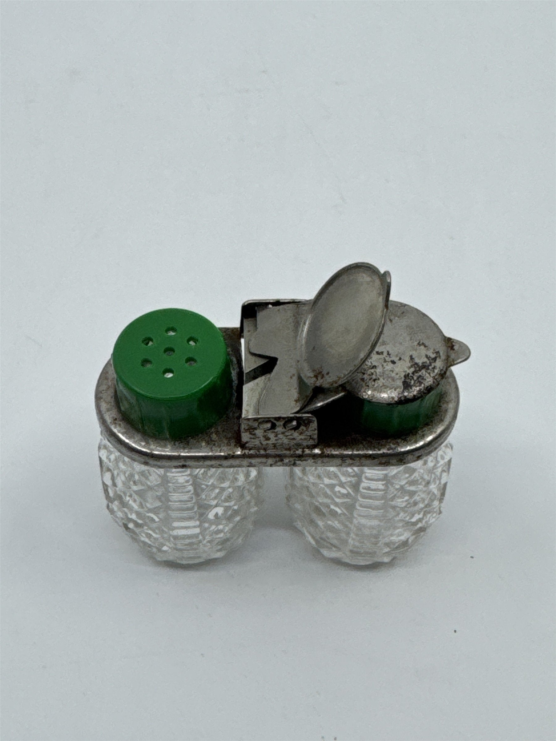 Vintage Bakelite Mini Green Travel Salt And Pepper Shakers Pressed Glass