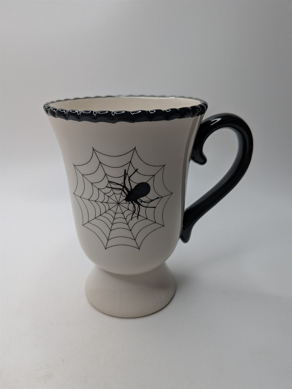 Vintage American Atelier Spider Web Black Spider Oversize Coffee Tea Mug CRAZED