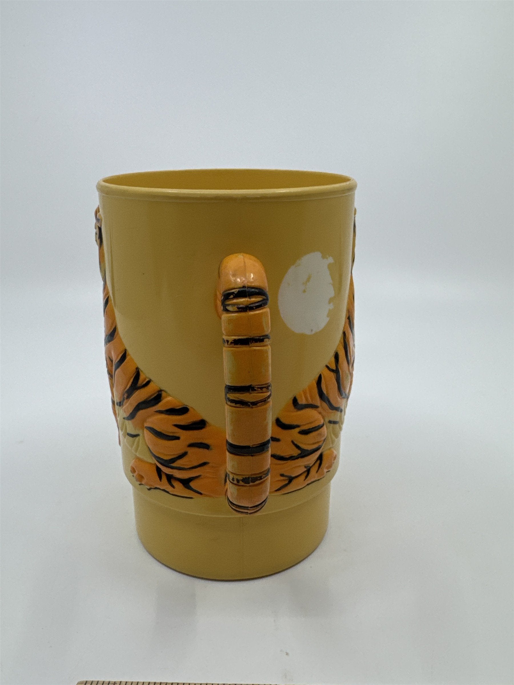 Vintage Ringling Bros. Barnum And Bailey Plastic Souvenir 3D Circus Mug Cup