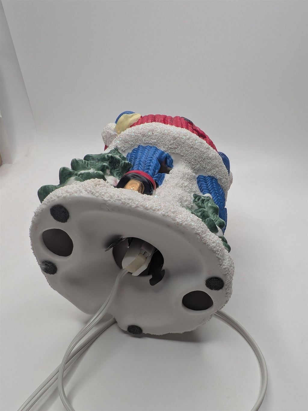 Vintage Ceramic Skating Santa Claud Christmas Holiday Light Up Table Display