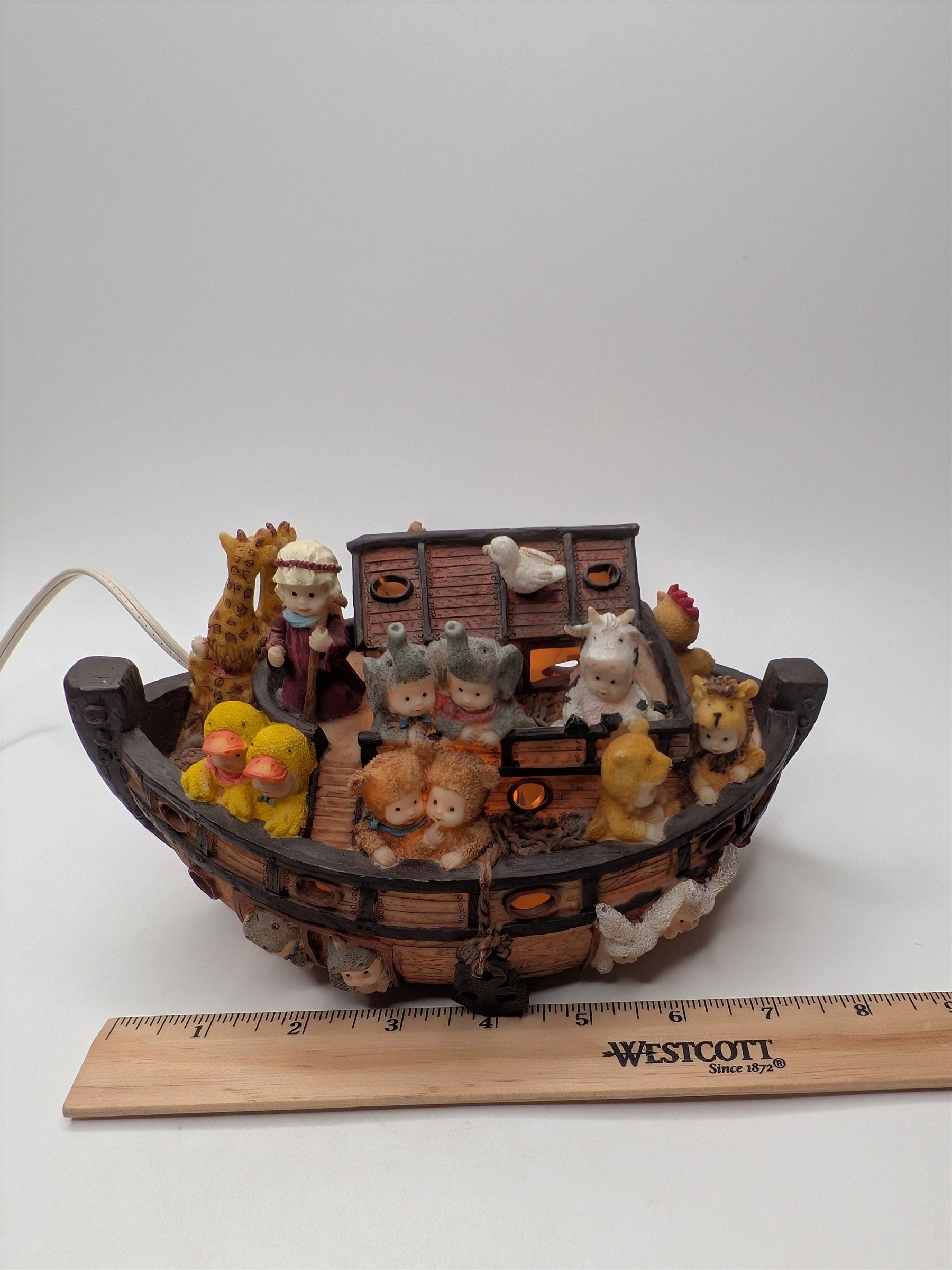 Vintage Noah's Ark Resin Nightlight Table Lamp Babies & Animals Works