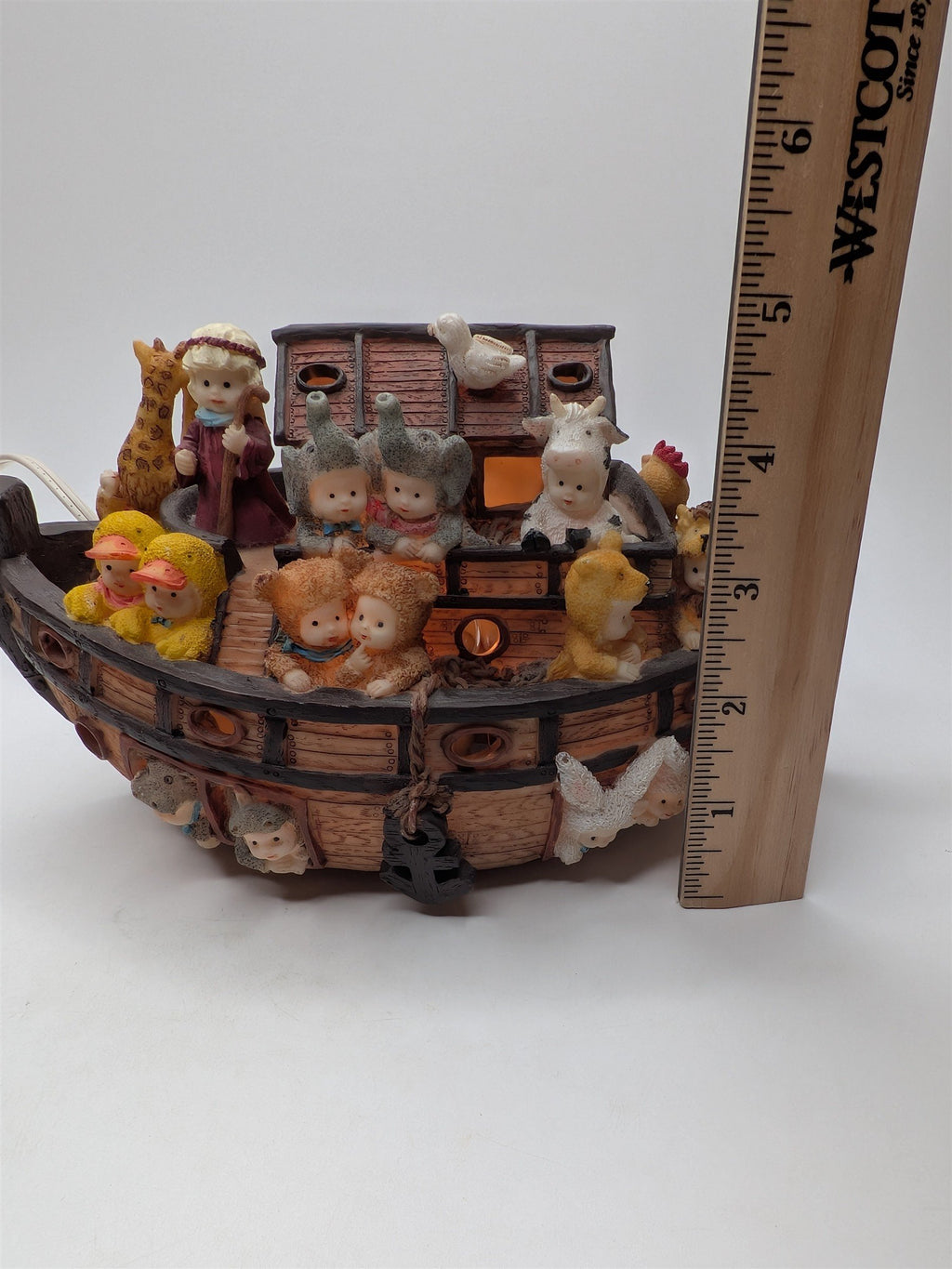 Vintage Noah's Ark Resin Nightlight Table Lamp Babies & Animals Works