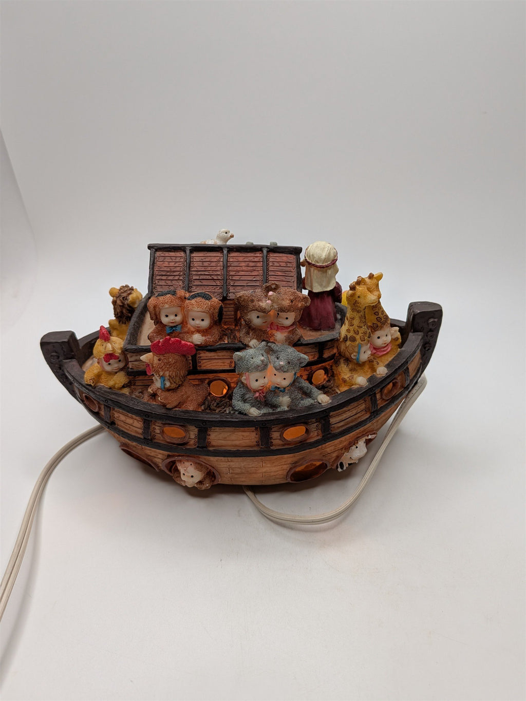 Vintage Noah's Ark Resin Nightlight Table Lamp Babies & Animals Works