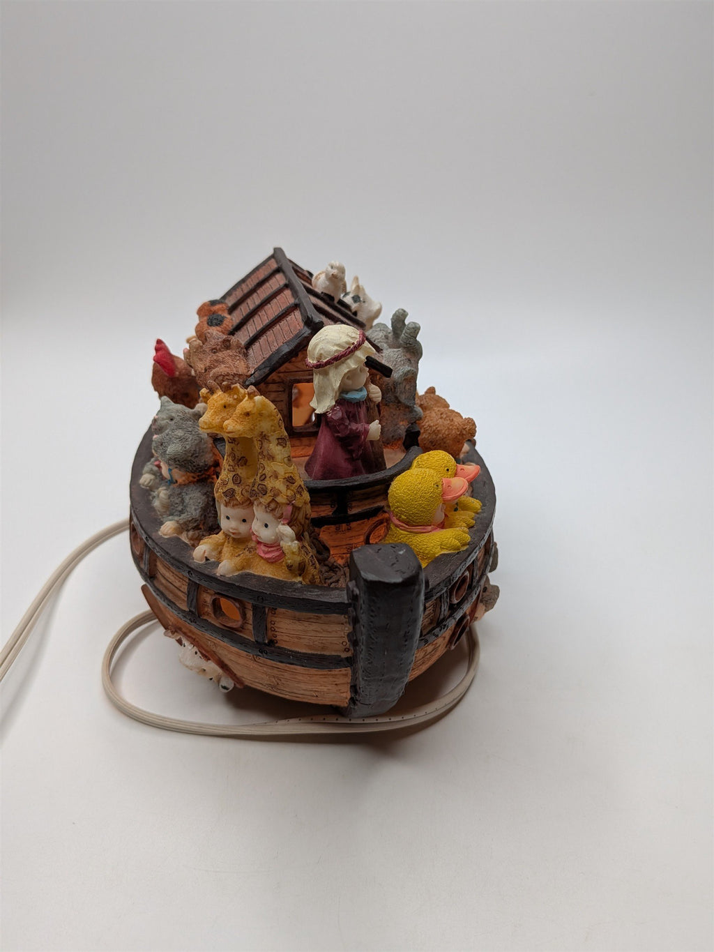 Vintage Noah's Ark Resin Nightlight Table Lamp Babies & Animals Works