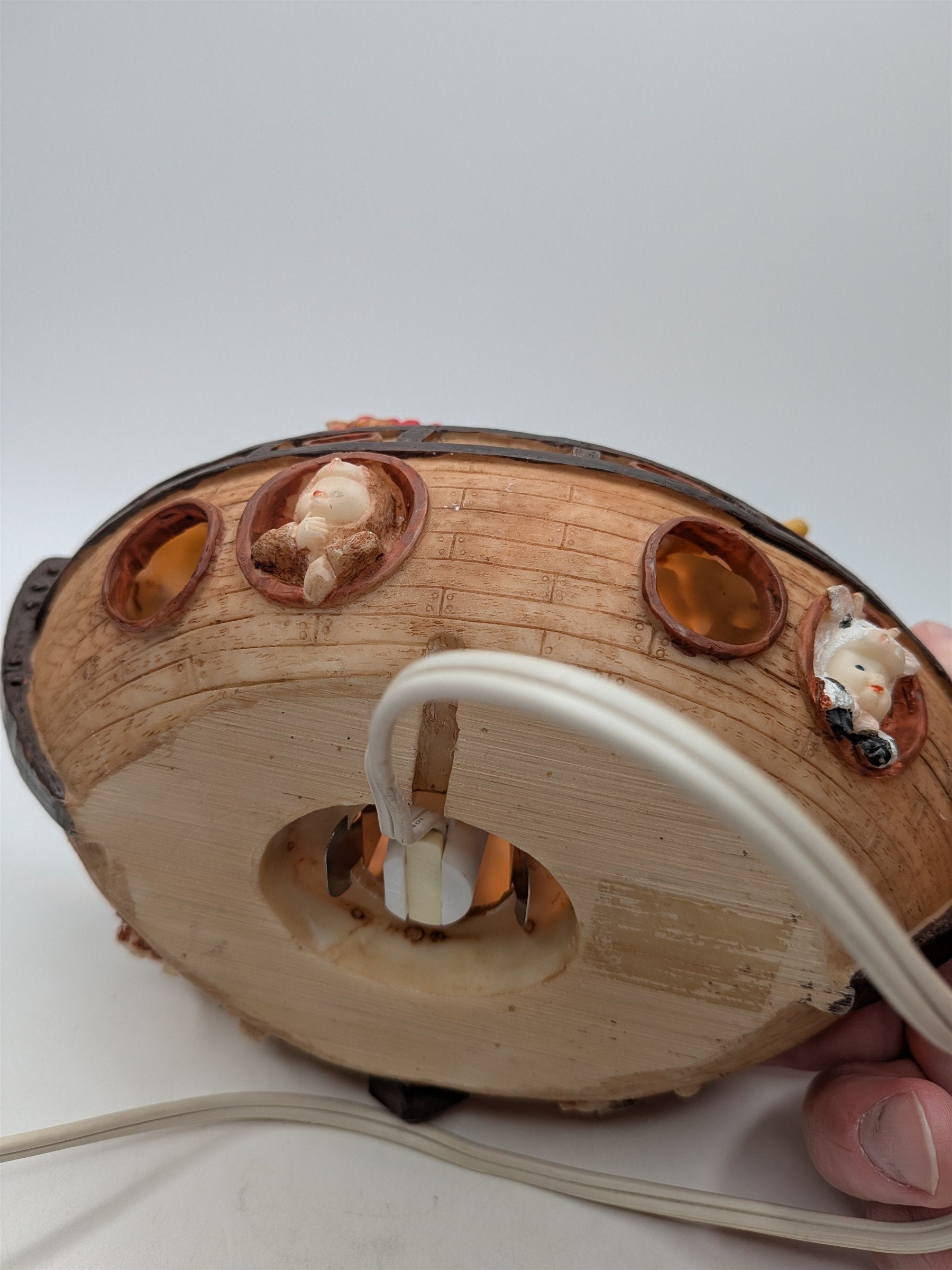 Vintage Noah's Ark Resin Nightlight Table Lamp Babies & Animals Works